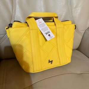 Lug Dory Matte Luxe VL in Banana Pop